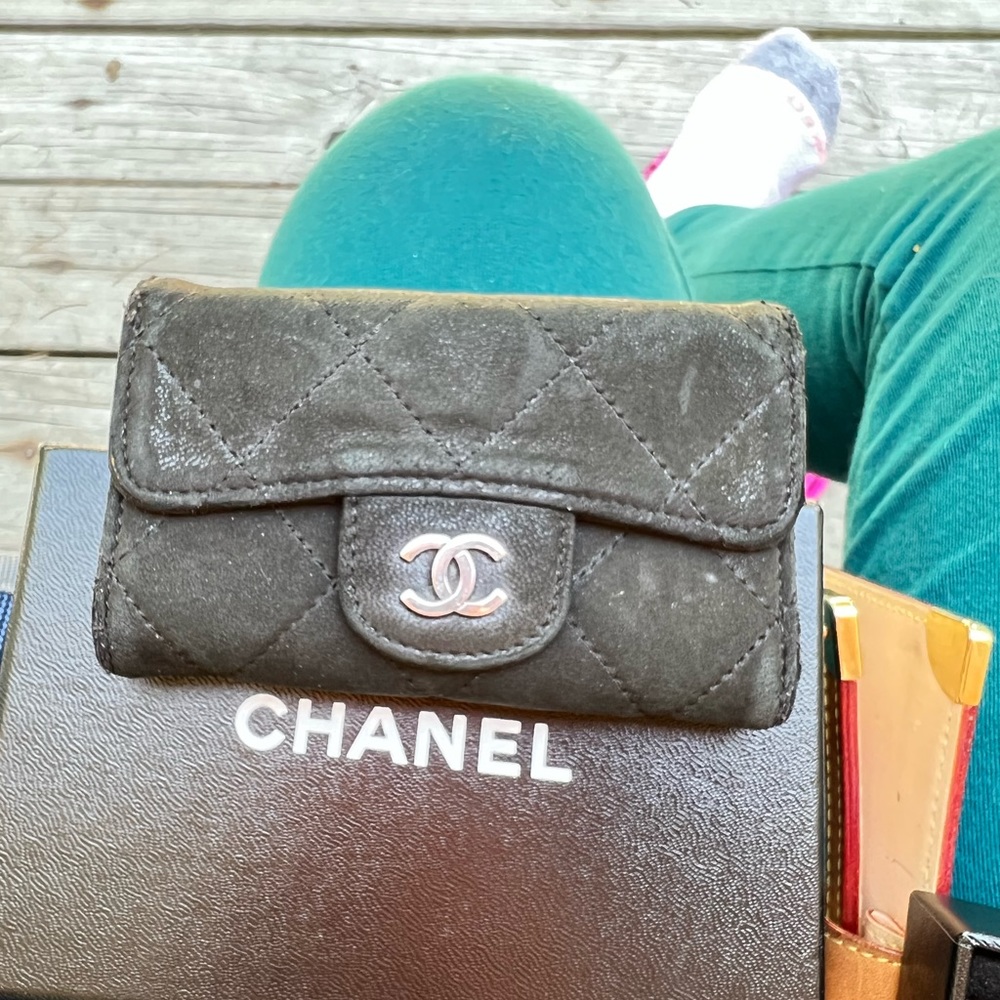 CHANEL key case - Picture 1 of 8